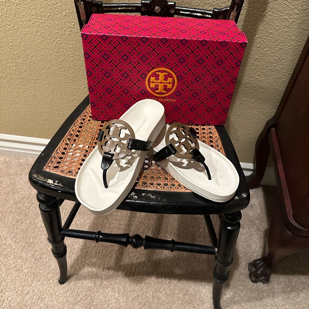 Tory Burch Black and Cream Sandals